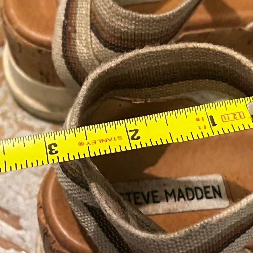 Steve Madden Bandi Tan Striped Elastic Platform Sandals Womens 7.5 BAND02S1